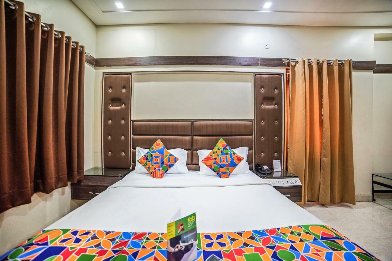 Fabhotel Santoor Geeta Bhawan Square Indore Exterior photo